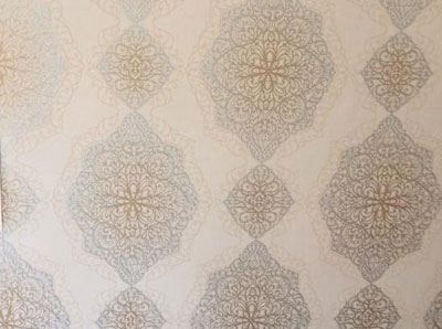  Thi công giấy dán tường cổ điển màu vàng